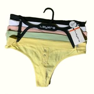 NWT Seamless Thongs Ladies Thongs  Medium 5 packs